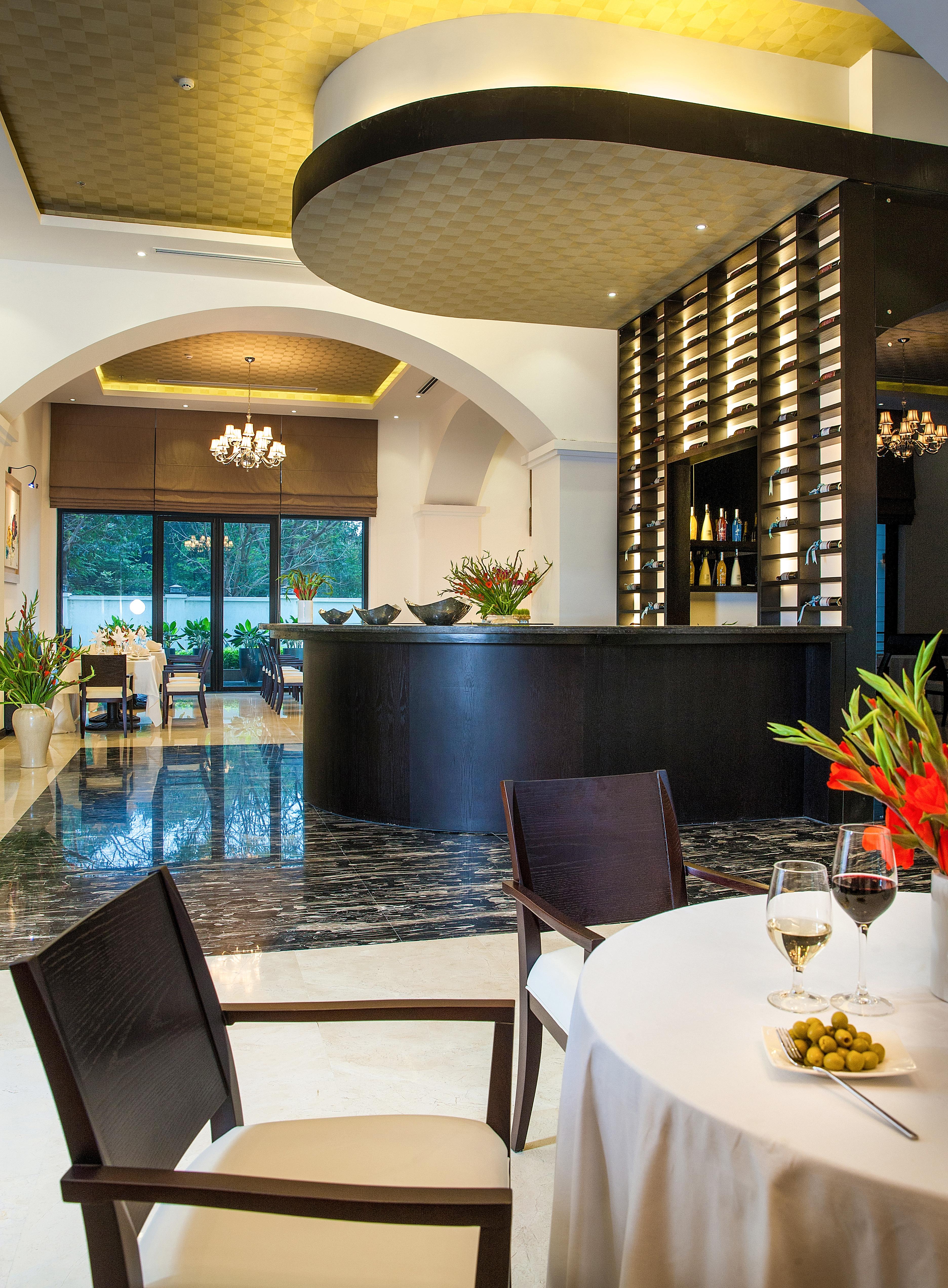 Elegant Suites Westlake Hanoi Esterno foto