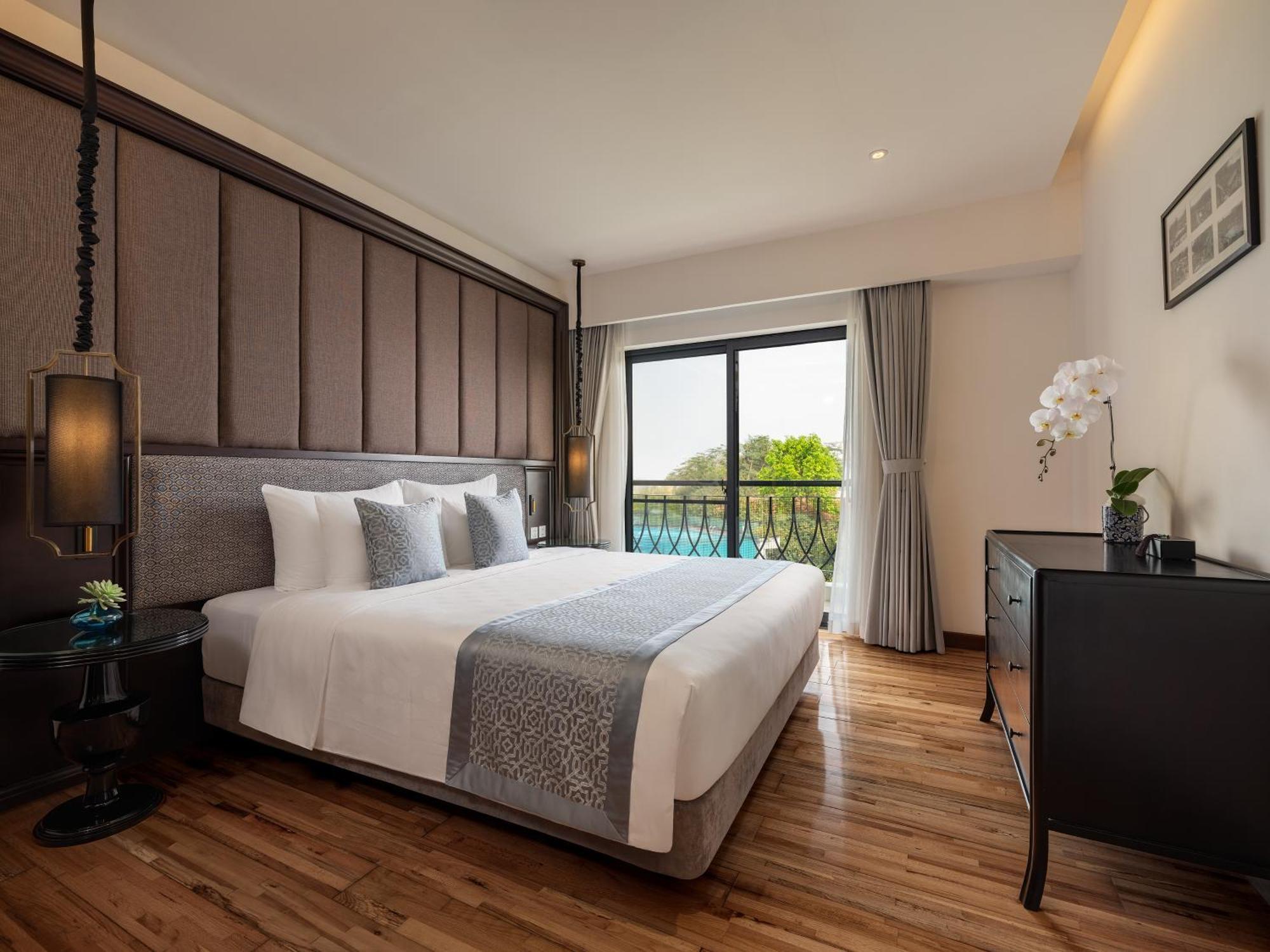 Elegant Suites Westlake Hanoi Esterno foto