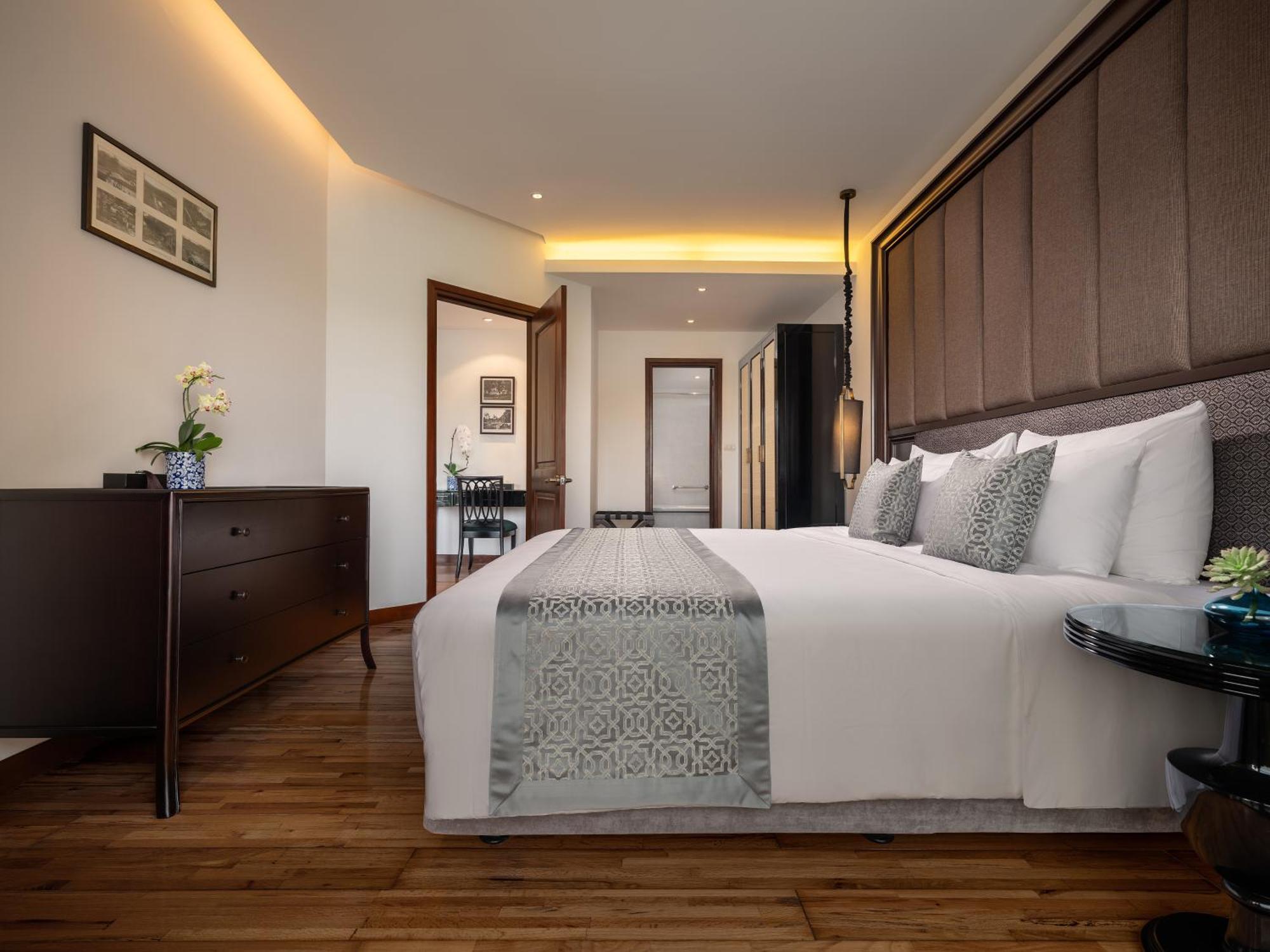Elegant Suites Westlake Hanoi Esterno foto