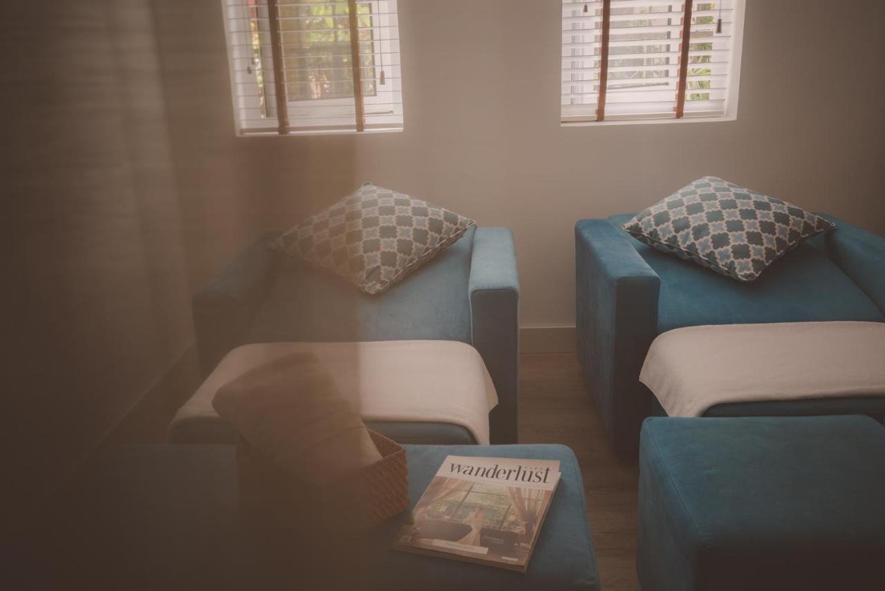 Elegant Suites Westlake Hanoi Esterno foto